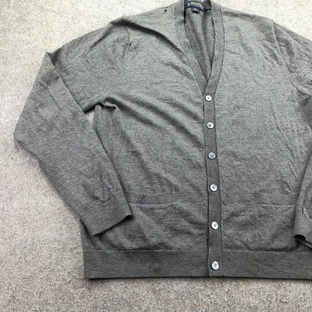 Brooks Brothers Sweater Mens XL Gray Merino Wool V Neck Button Cardigan Knit